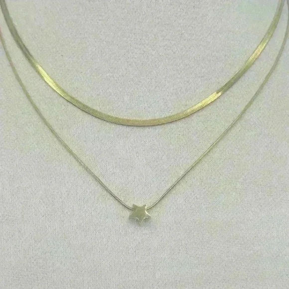 Tiny Star Shaped Pendant With Perforation Electroplated Snake Chain - Picture 5 of 5